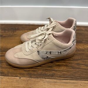 Dolce Vita Cream and Snake Pattern Sneakers